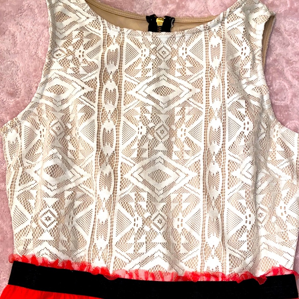 Great for a spring or summer look!